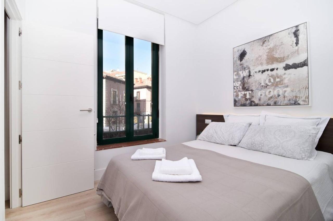 Five Windows To La Latina By Batuecas Apartment มาดริด ภายนอก รูปภาพ